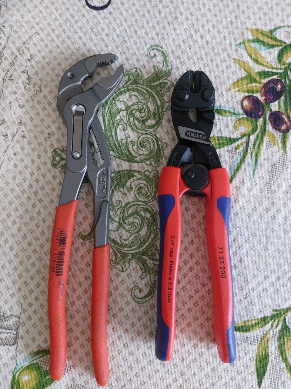 Продам кусачки і усе інше