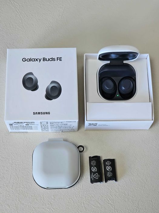 Навушники Samsung Galaxy Buds FE Graphite (SM-R400NZAA)