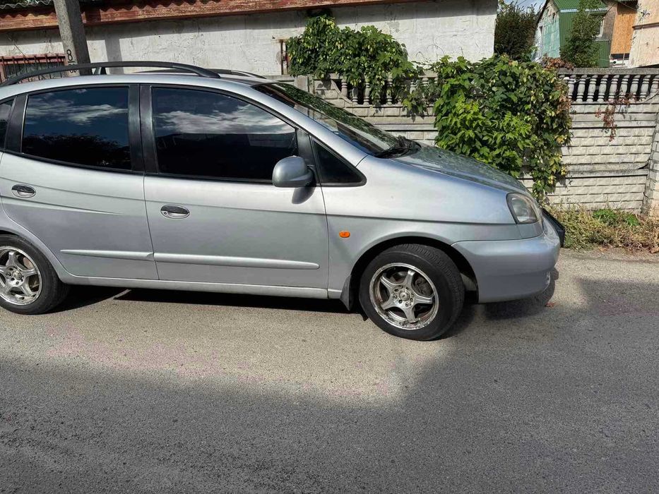 Shevrolet tacuma 2005. Газ