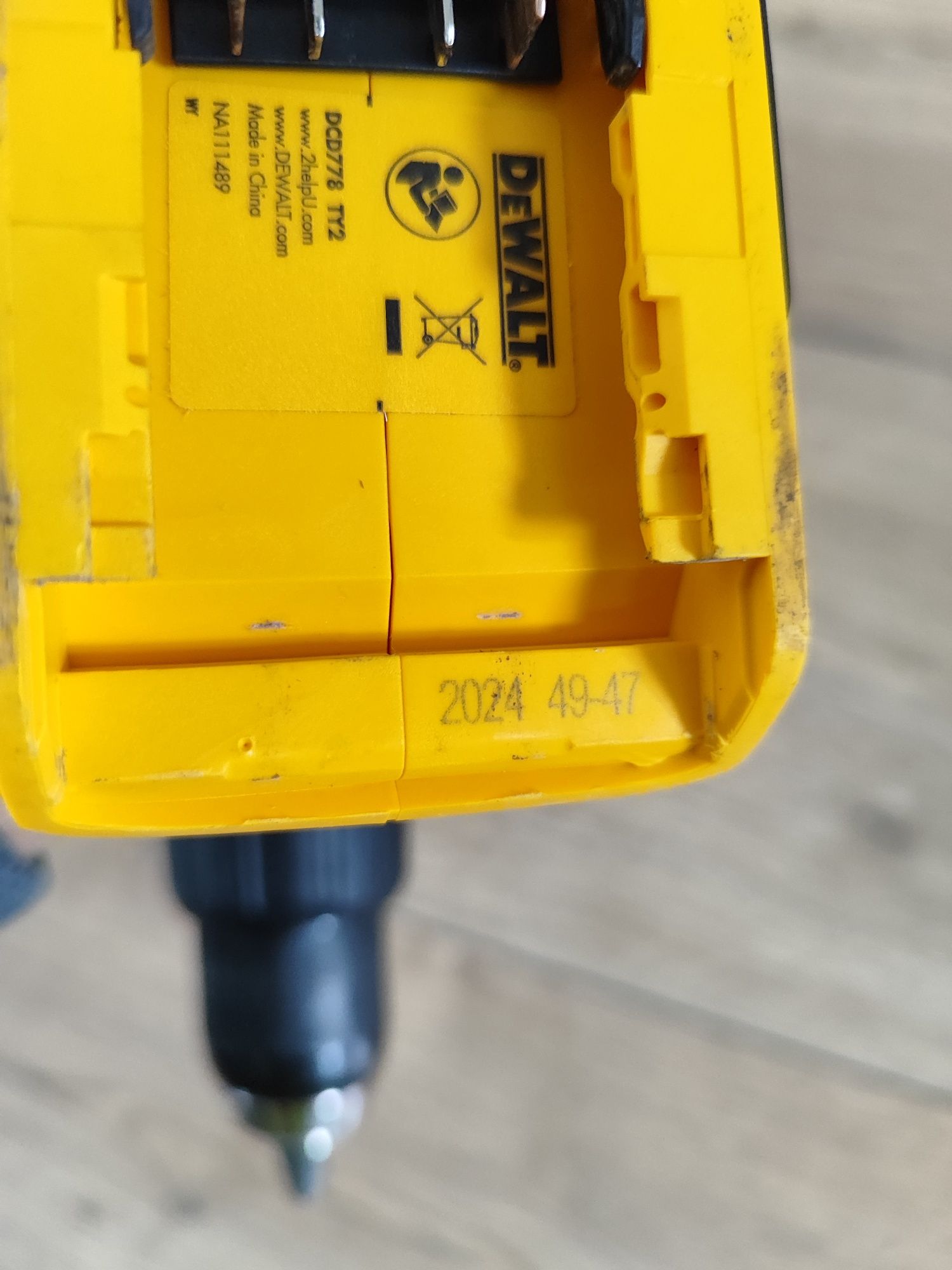 Bezszczotkowa wkrętarka udarowa DeWalt 18v, rok produkcji 2024