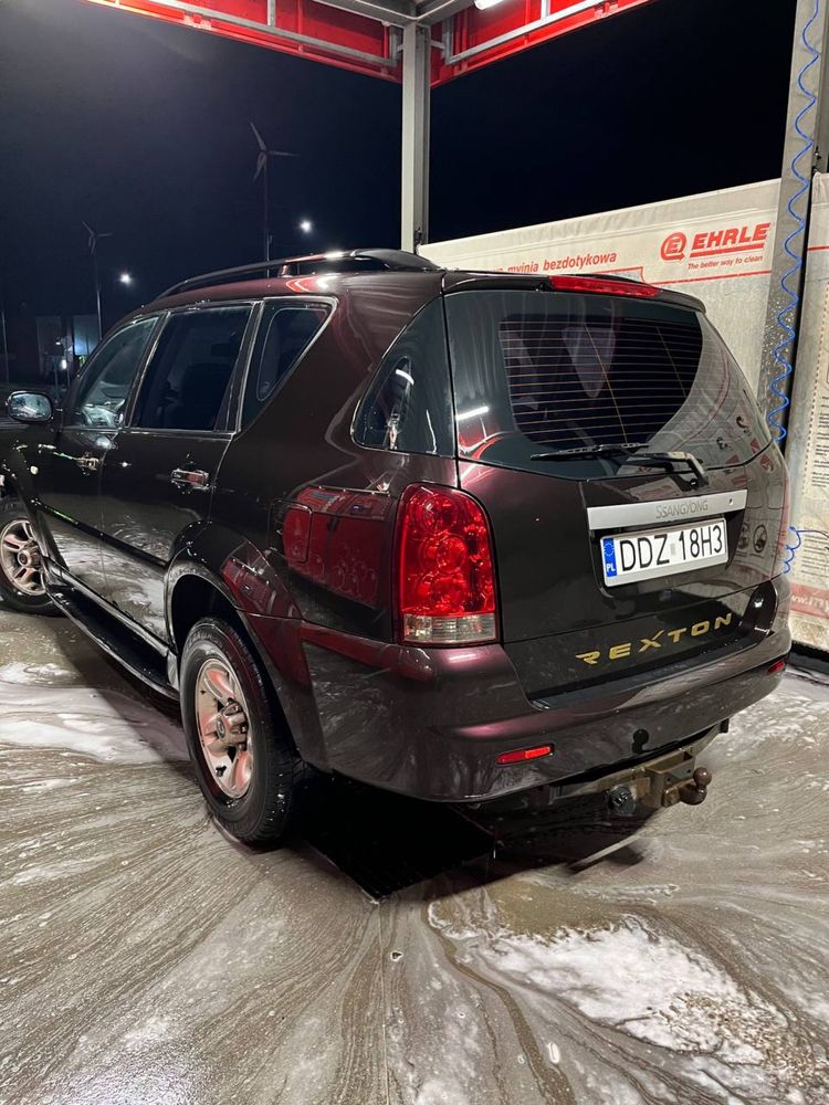 Sprzedam samochód SsangYong 2005roku