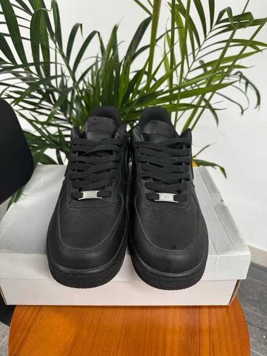 "Buty Trampki" Nike_Air_Force_1_Low_Black_R.40