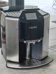 Uszkodzony ekspres do kawy Krups Barista EA907D31