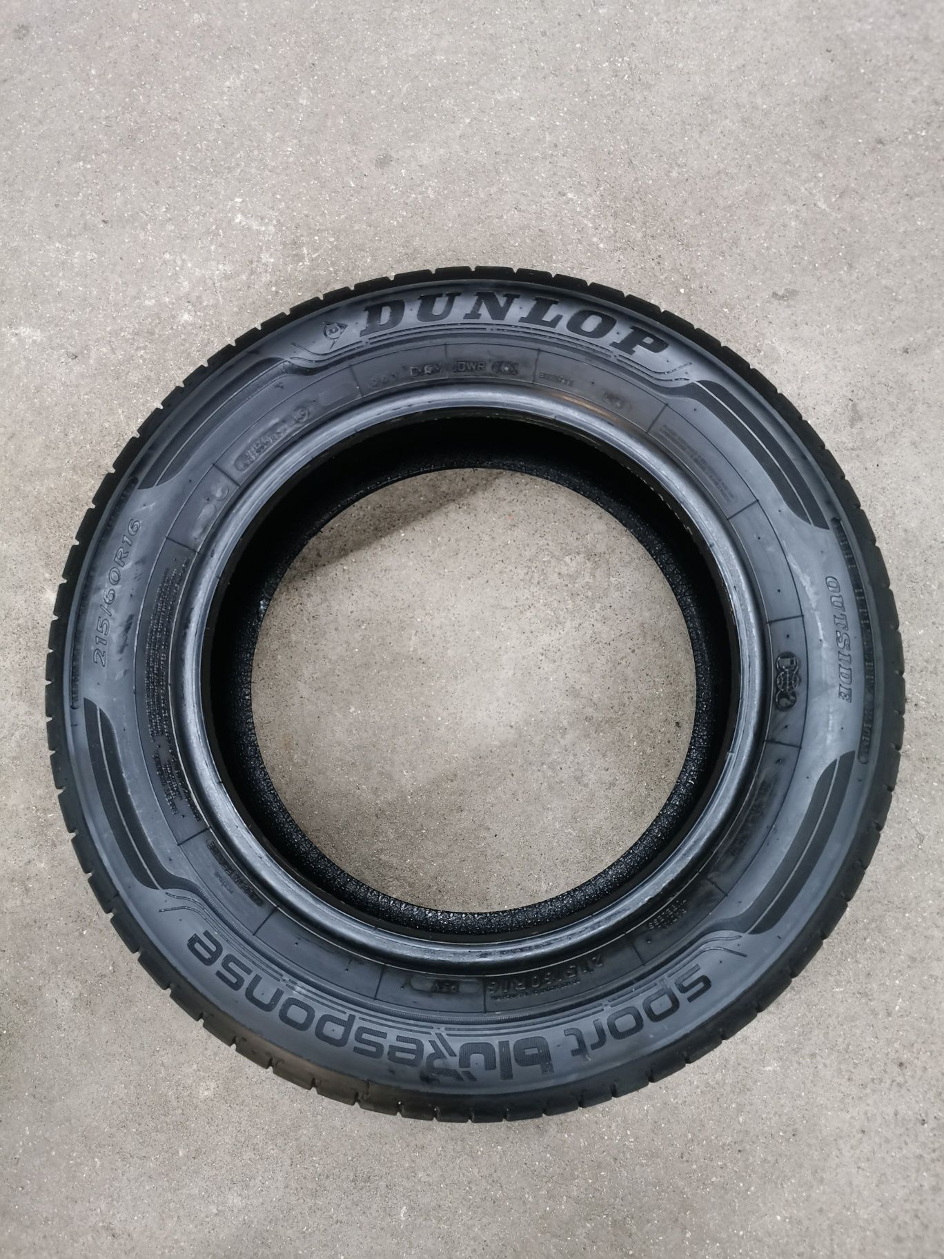 Para opon 215/60R16 95V Dunlop Sport bluResponse
