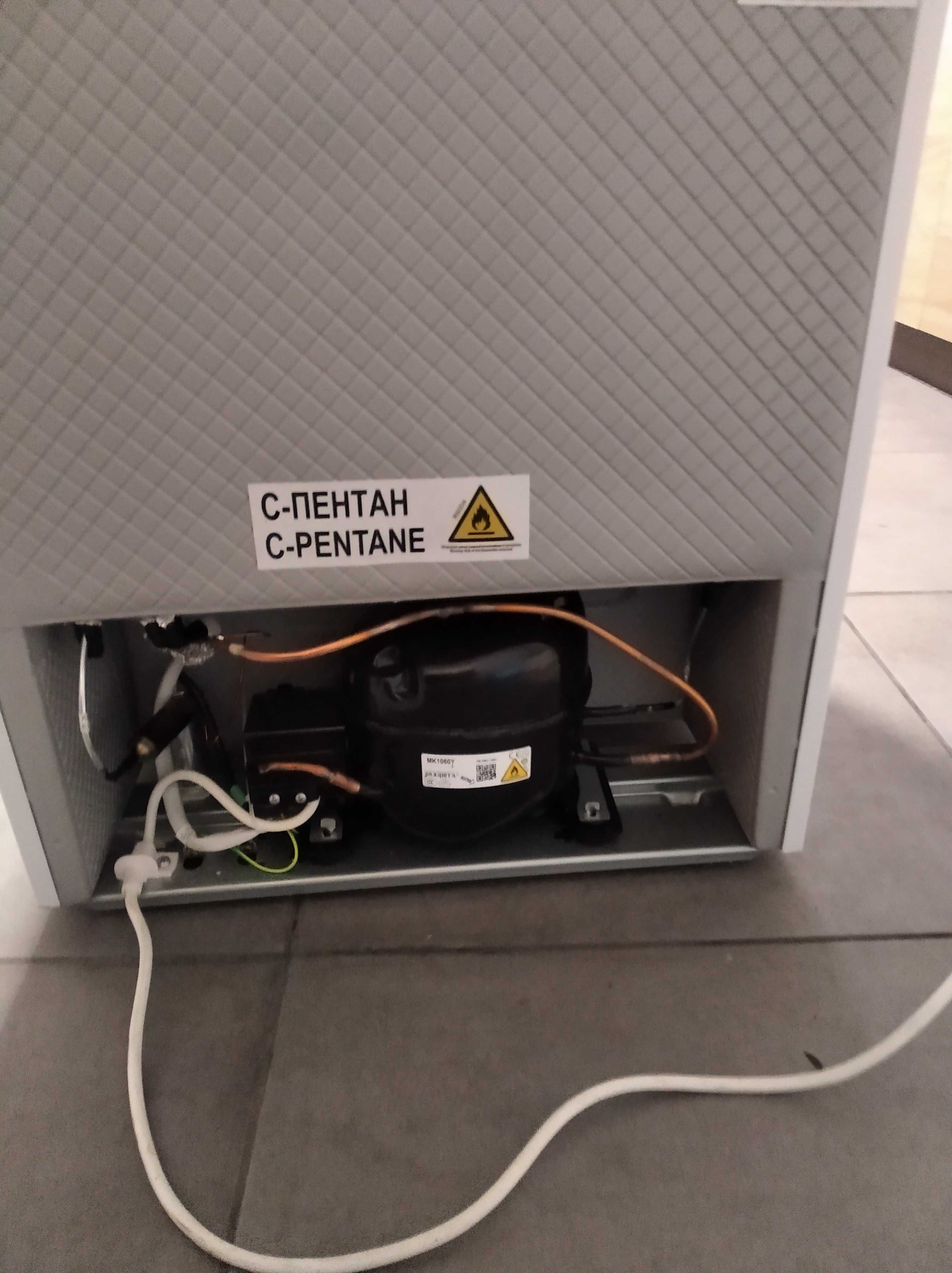 Продаю холодильник б/в.