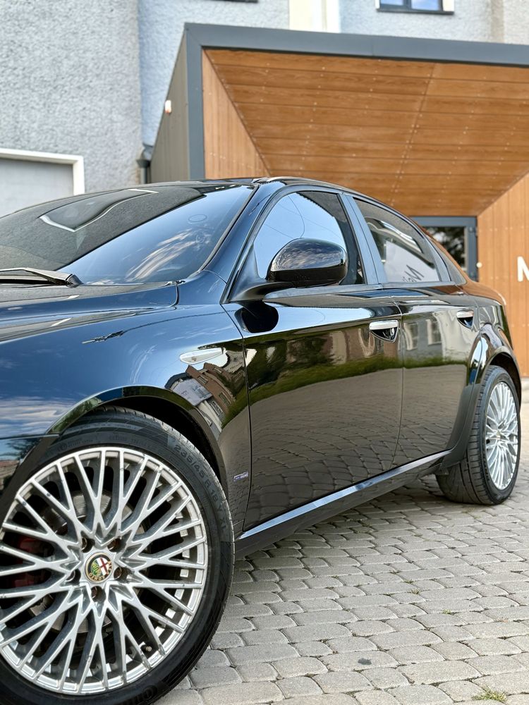 Alfa Romeo 159 / Design by GIUGIARO