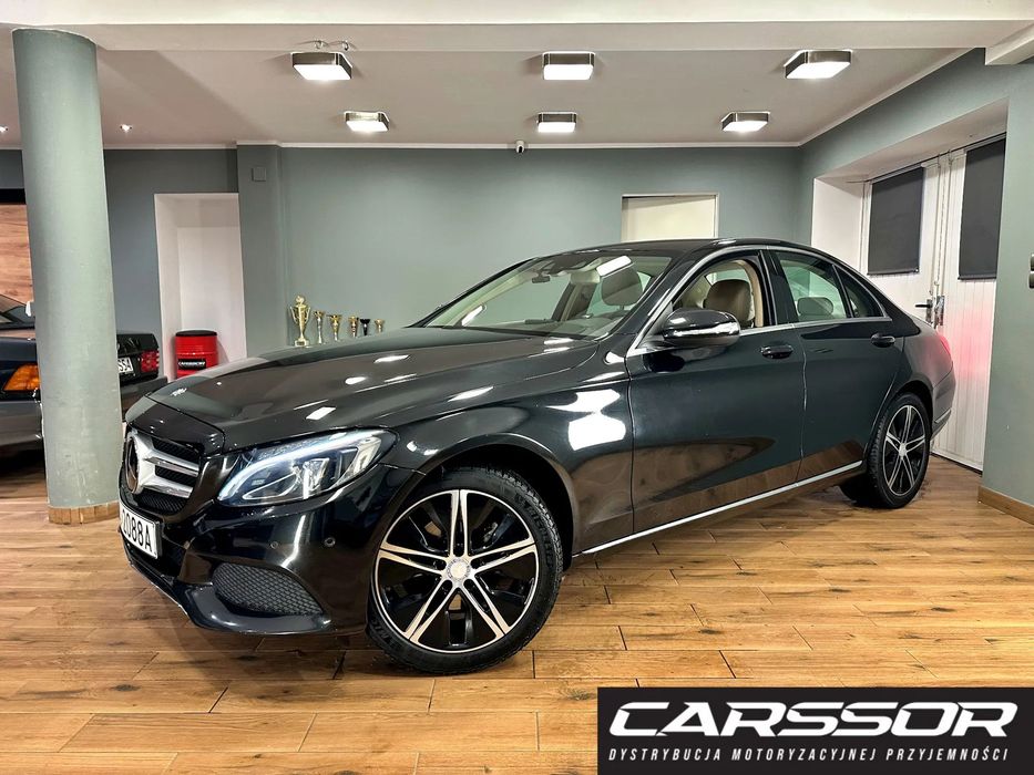 Mercedes-Benz Klasa C 2.0 Benzyna 184KM Head-Up Distronic Skórzana tapicerka Kamera
