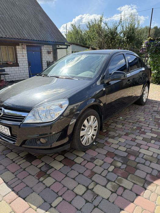 Opel Astra H 2012 рік седан
