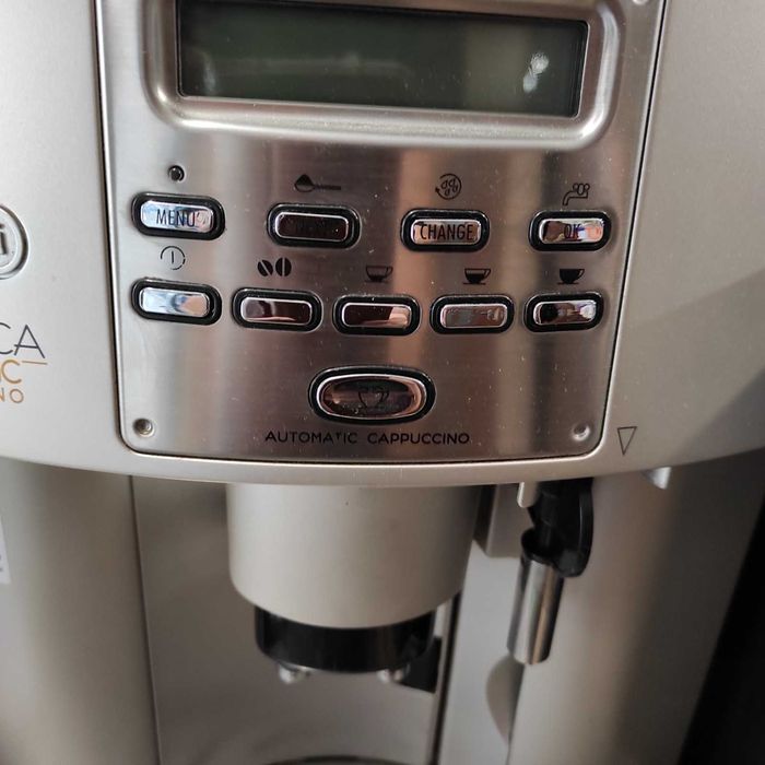 Naprawa ekspresów do kawy FHU Radek