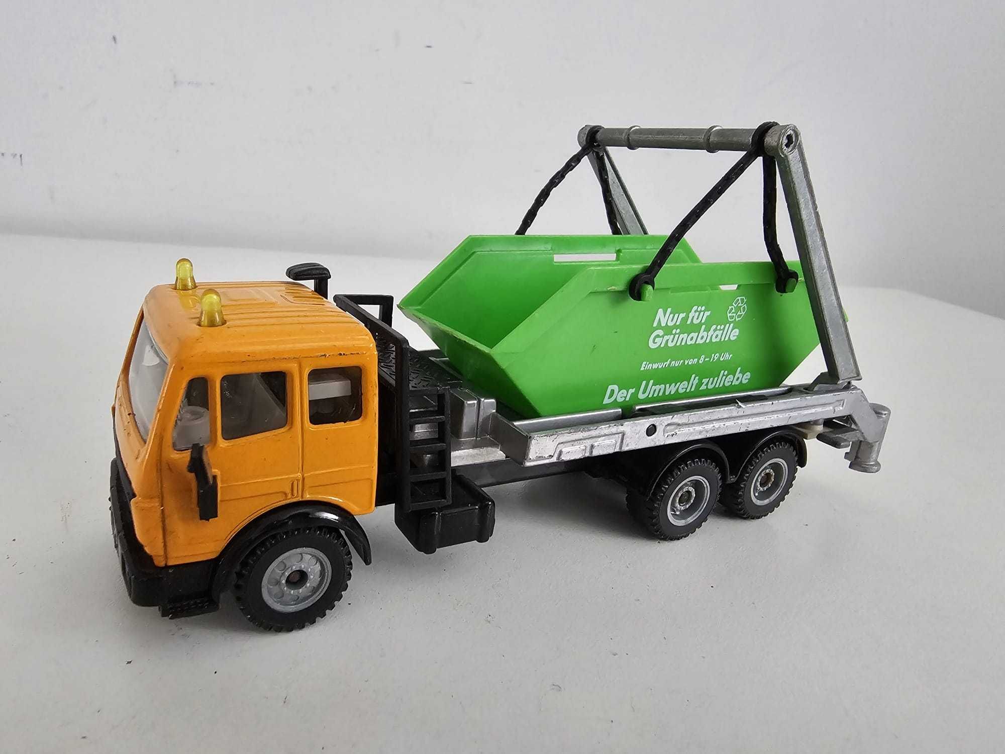 Siku 3516 - Mercedes SK śmieciarka vintage