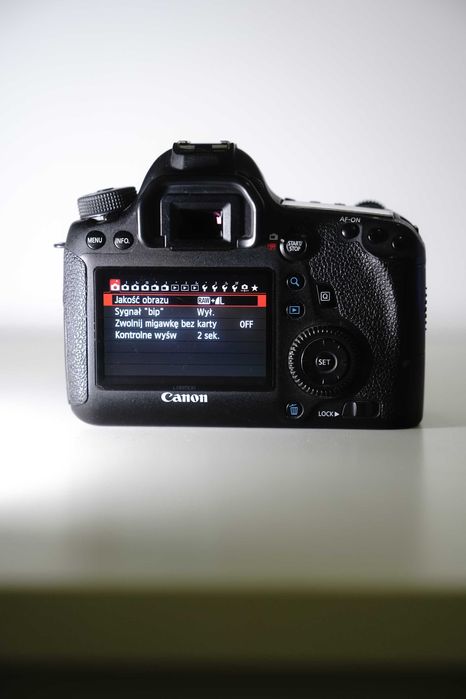 Canon EOS 6D + battery grip + Torba