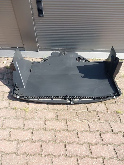 Renault Master III lub IV podłoga silnika