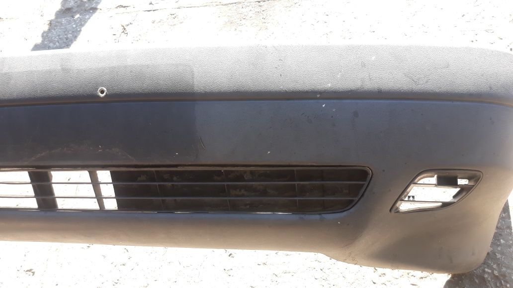 Audi 80 b3, zderzak przód
