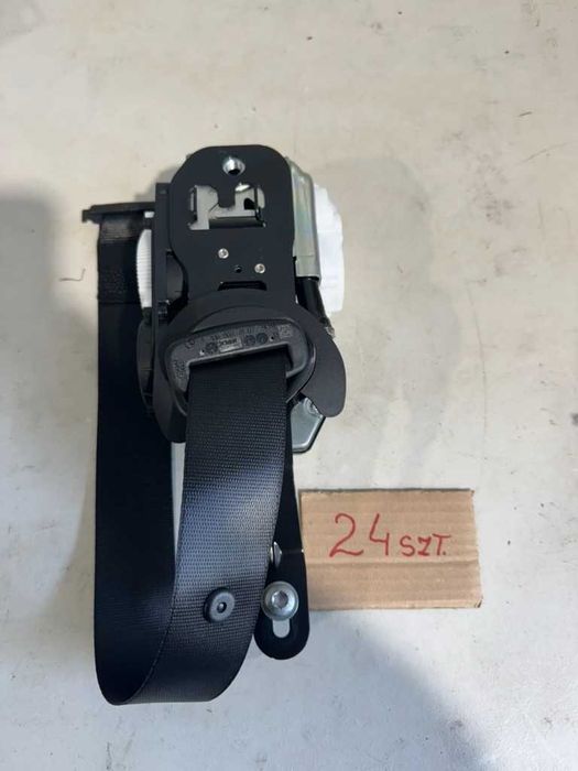 Pas bezpieczeństwa Mercedes Nowy