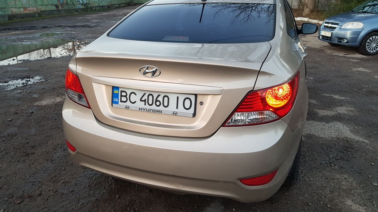 Hyunbai Accent 1.4 2012 рік