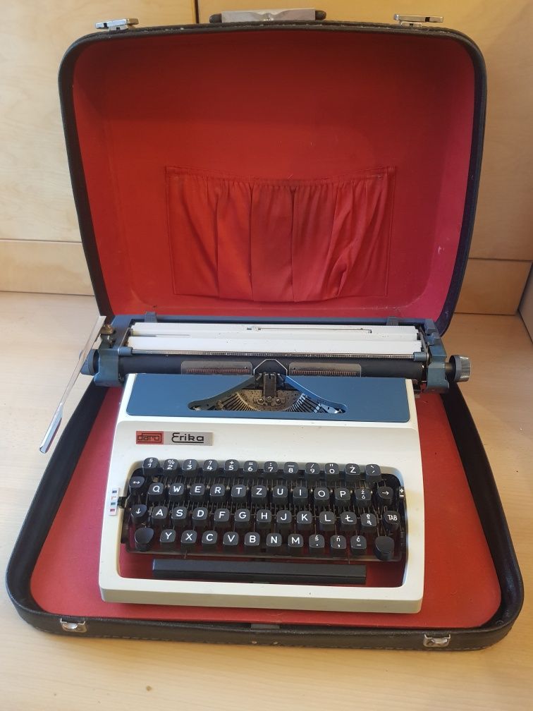 Maszyna do pisania Daro ERIKA #vintage