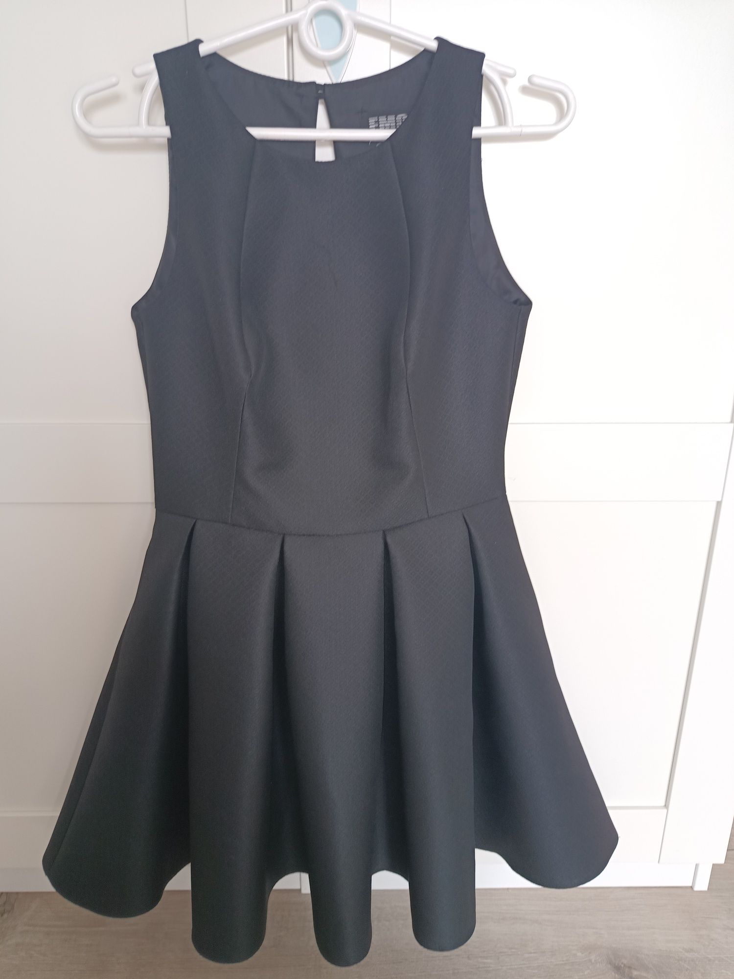 Sukienka czarna mini  Emo r 36