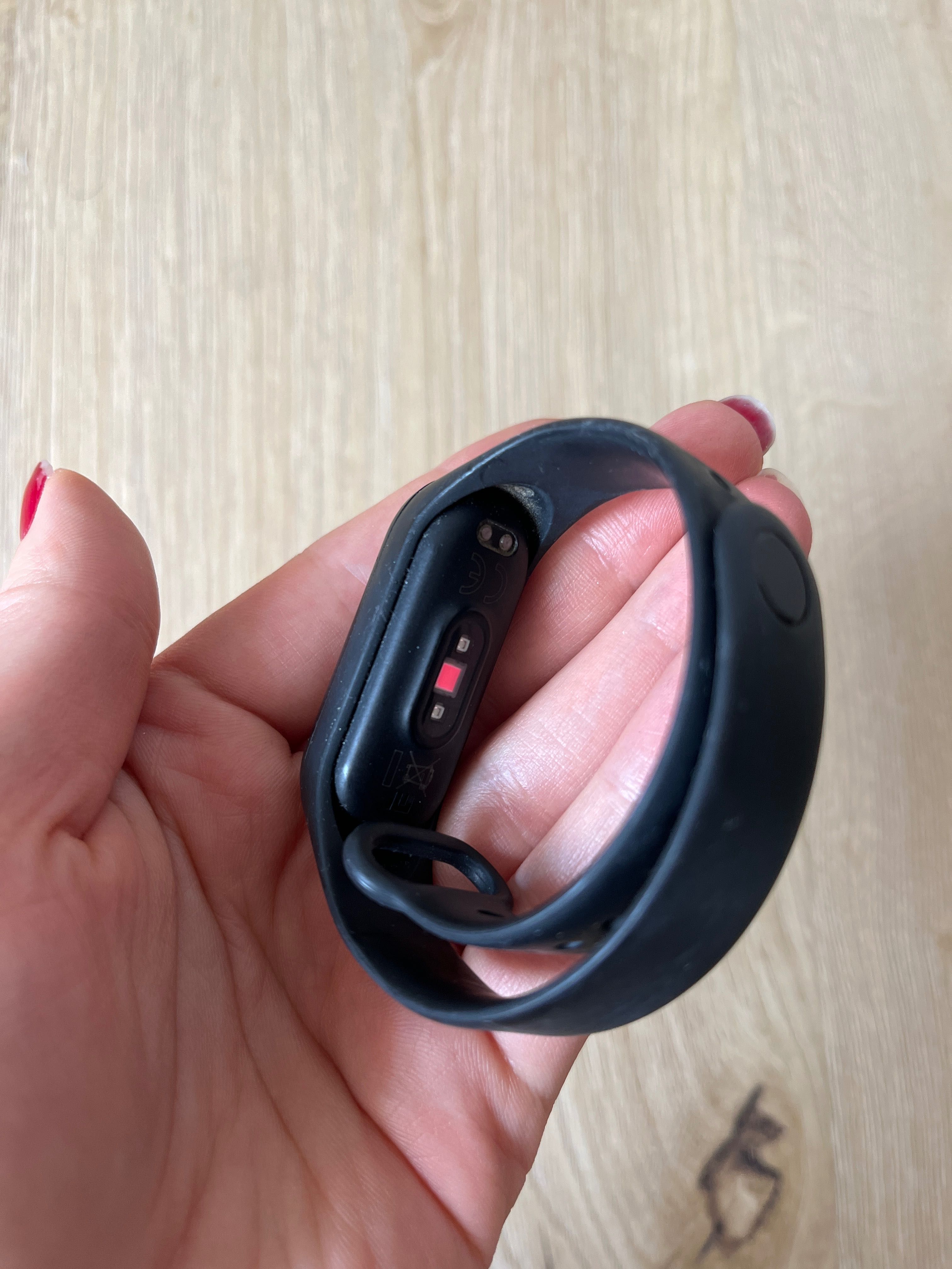 Smartwatch mi band uszkodzony?