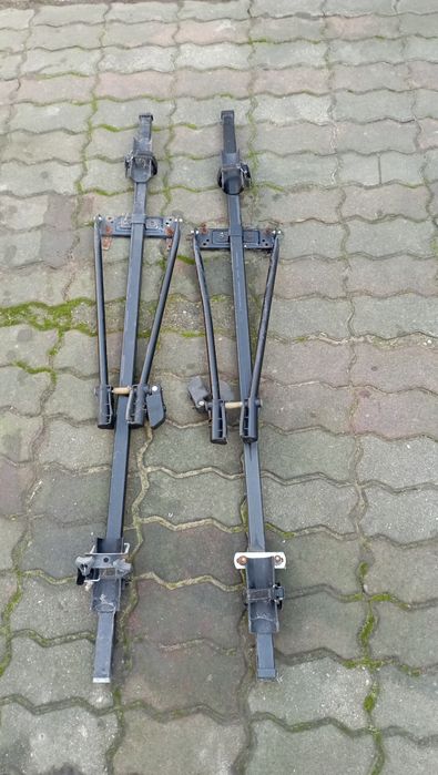 Bagażnik dachowy na rowery.