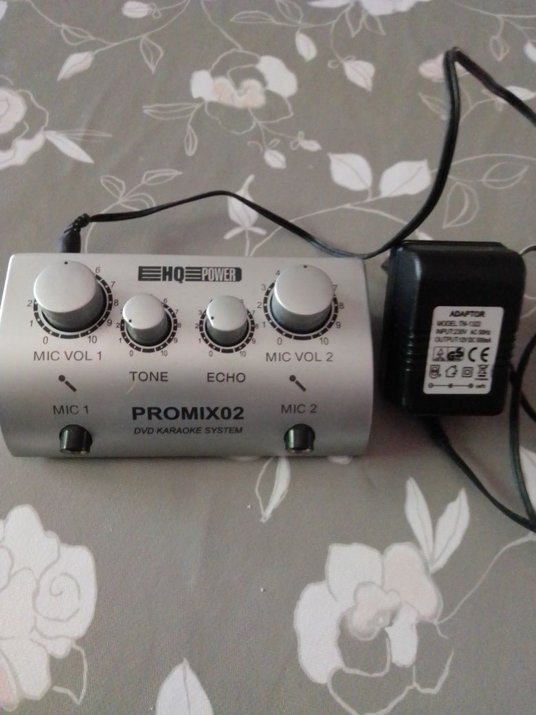 Caixa promix02 para microfone com echo