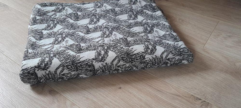 Chusta tkana do noszenia Pellicano