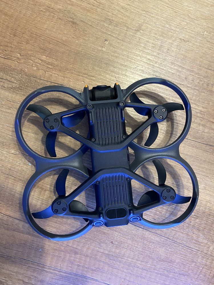 DJI Avata 2 – Full More Combo + dodatki – jak nowy!