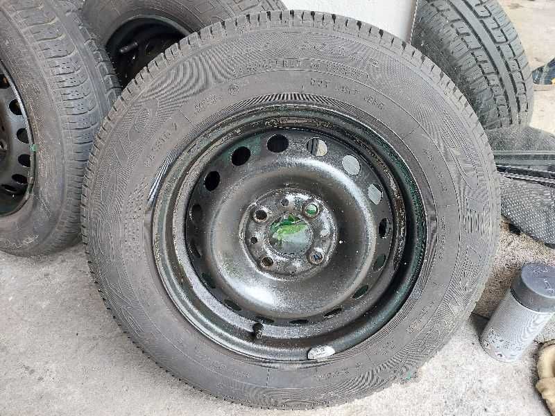 Opony letnie wraz z felgami stalowymi do Fiata Panda 155X80R13 Idealne