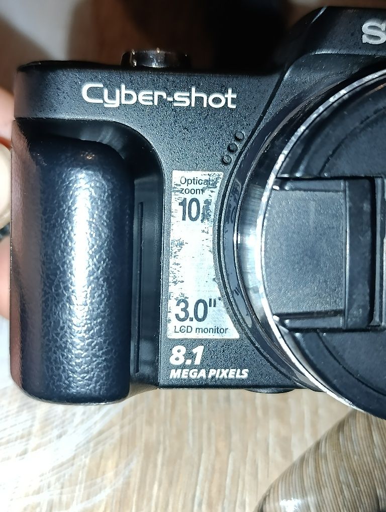 Продам фотоаппарат sony