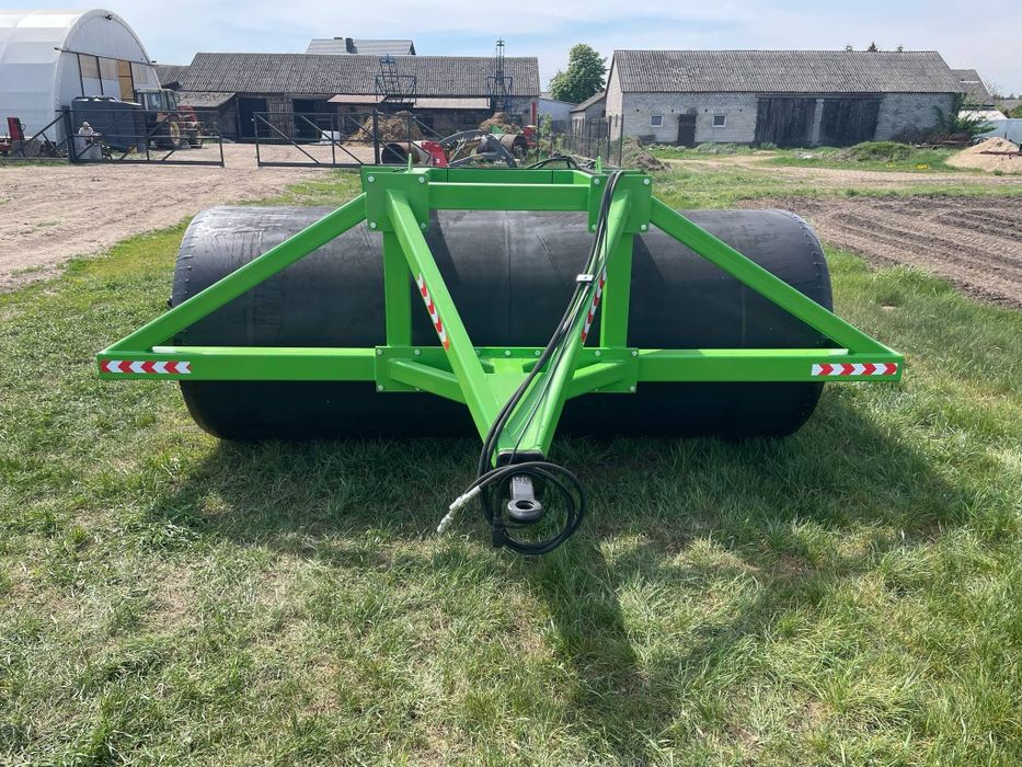 Wał łąkowy, posiewny hydraulicznie podnoszony 3m