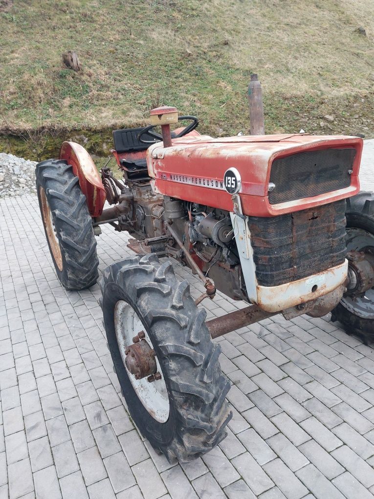 Massey Ferguson 135  3 cyl 4x4