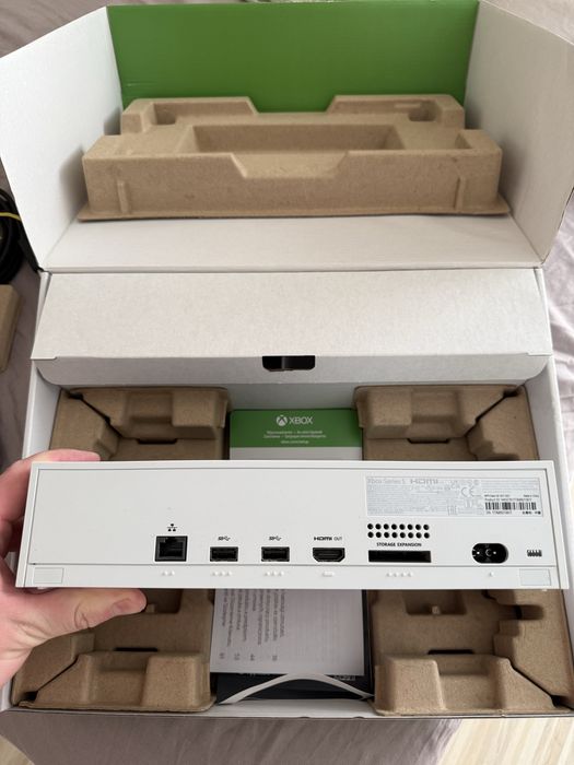 Xbox Series S 512 gb + аккаунт з 70 іграми (не GamePass)