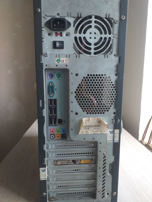 Системний блок  Intel Celeron  під відновлення або на запчастини