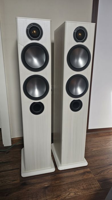 Kolumny Monitor Audio Bronze 5 ,wzmacniacz Yamaha MusicCast