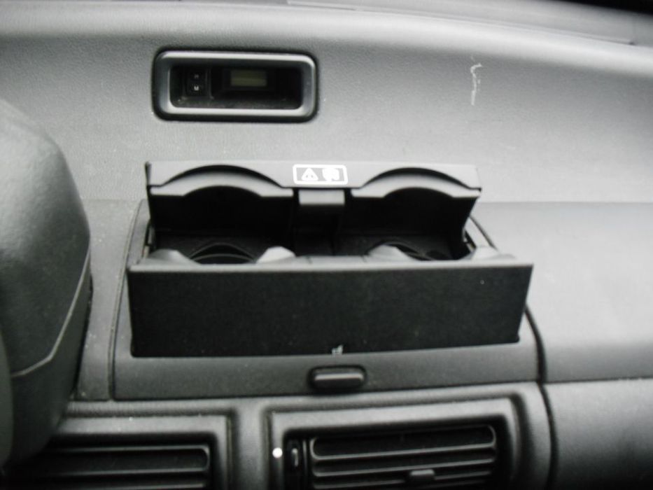 land rover freelander porta copos LHD FBD000050PMA