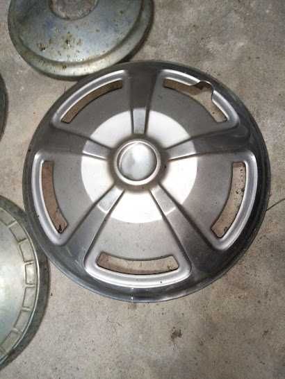 Tampões de rodas e Puxadores para automoveis classicos