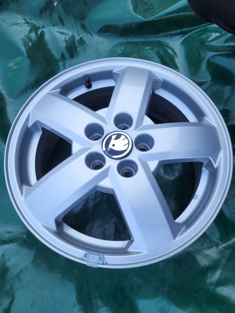 Felga aluminiowa 15 5x100 skoda octavia