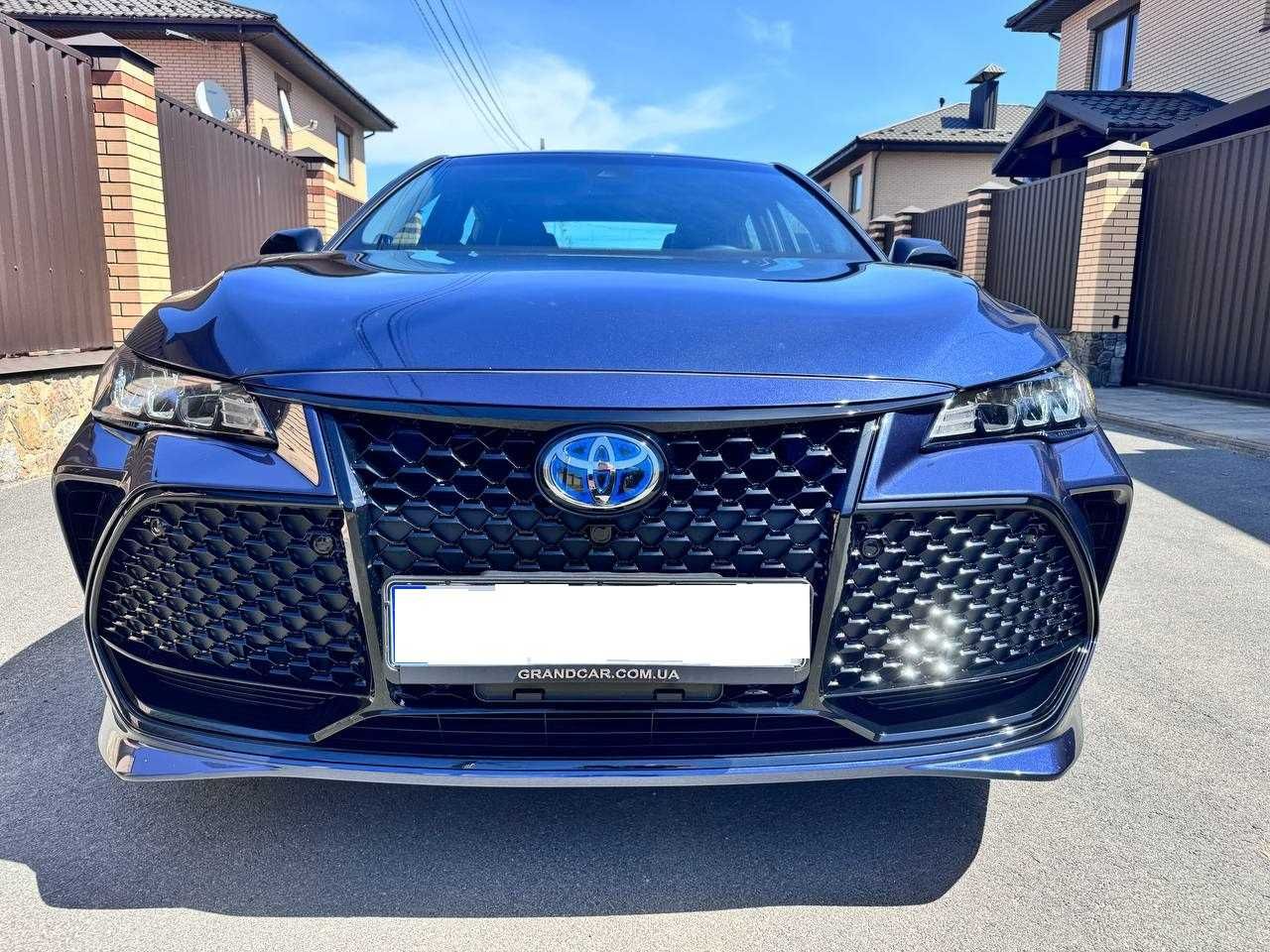 Toyota Avalon Hybrid 2019