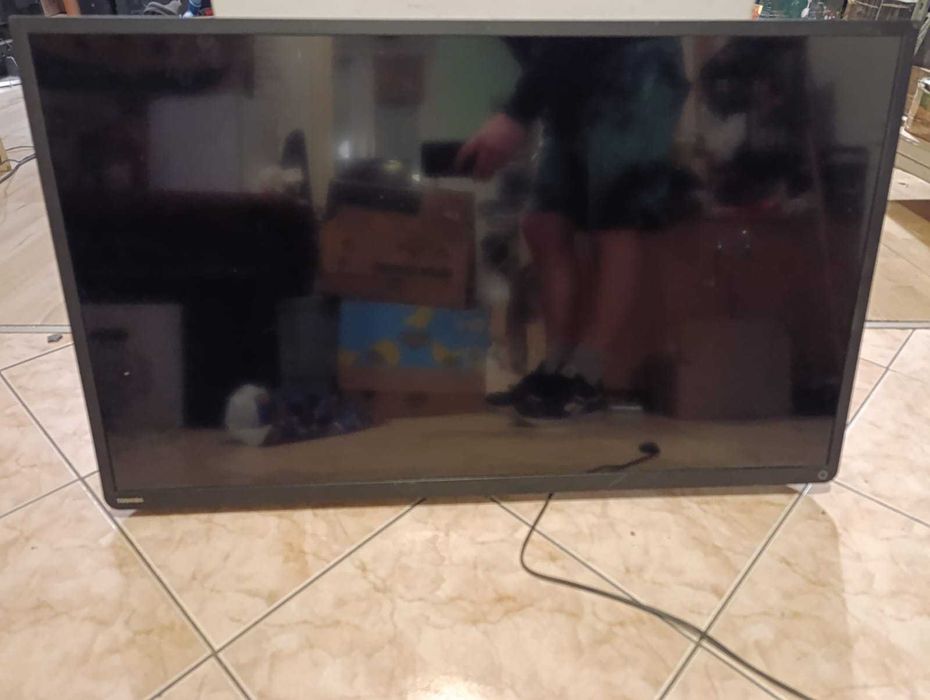 20 sztuk TV na sprzedaż Panasonic, Samsung, Sony Sharp LG Asus Philips