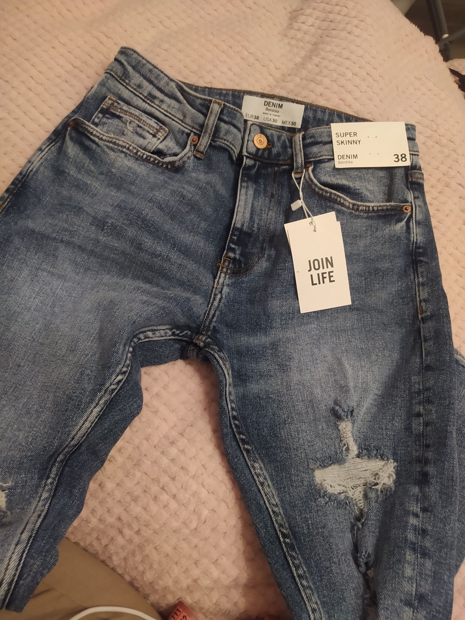 Spodnie Bershka 38 męskie fason super skinny