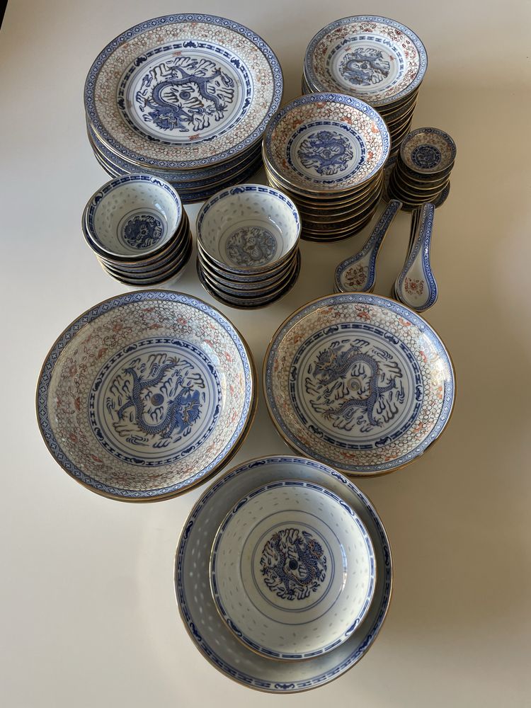 Serviço de loiça oriental