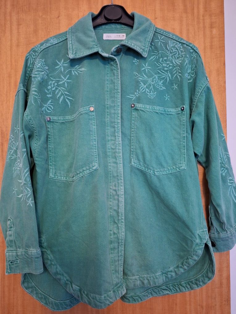 Camisa verde Zara bordada 11/12 anos