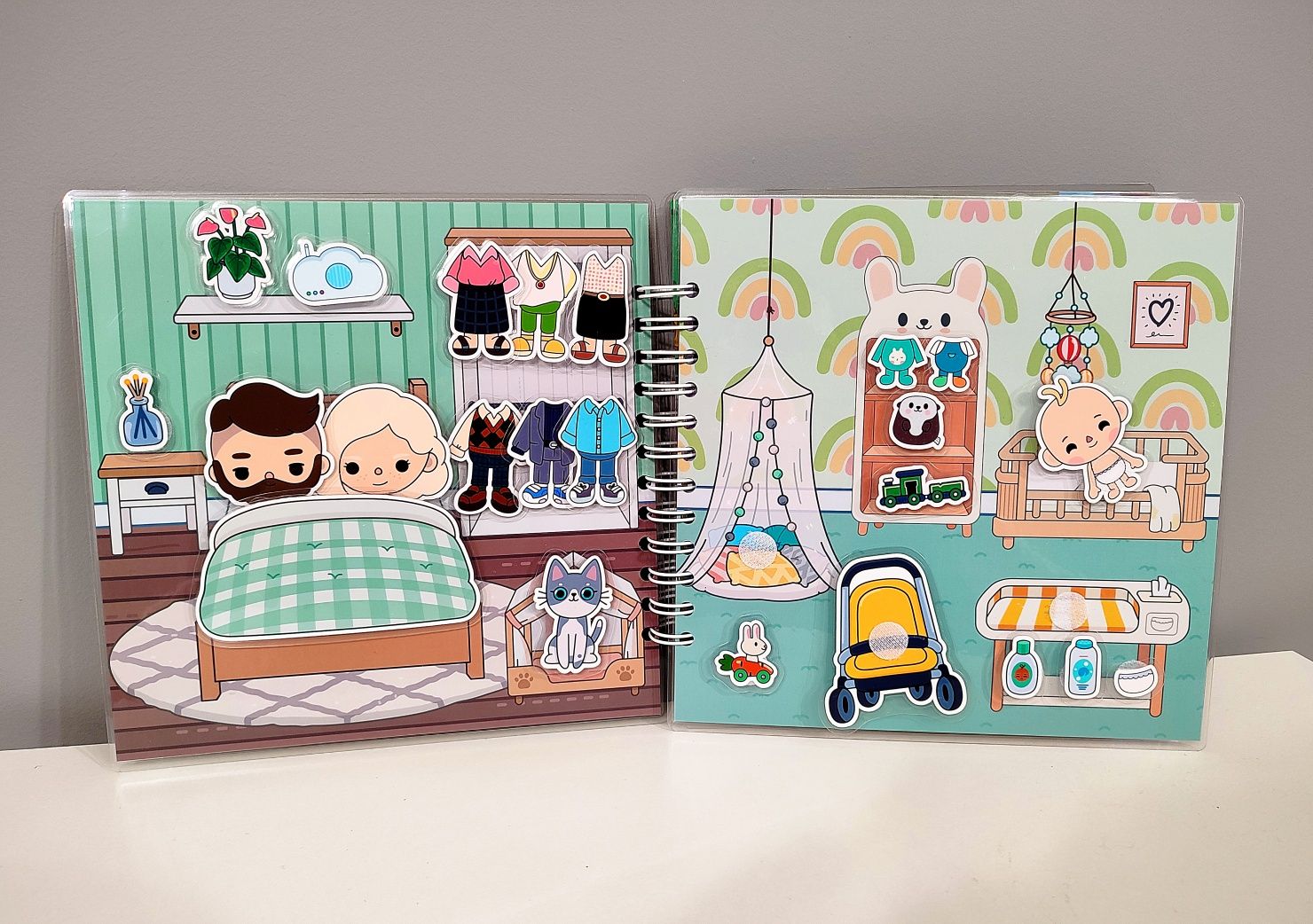 Toca Boca Domek rodzinny Family home książeczka z elementami na rzepy