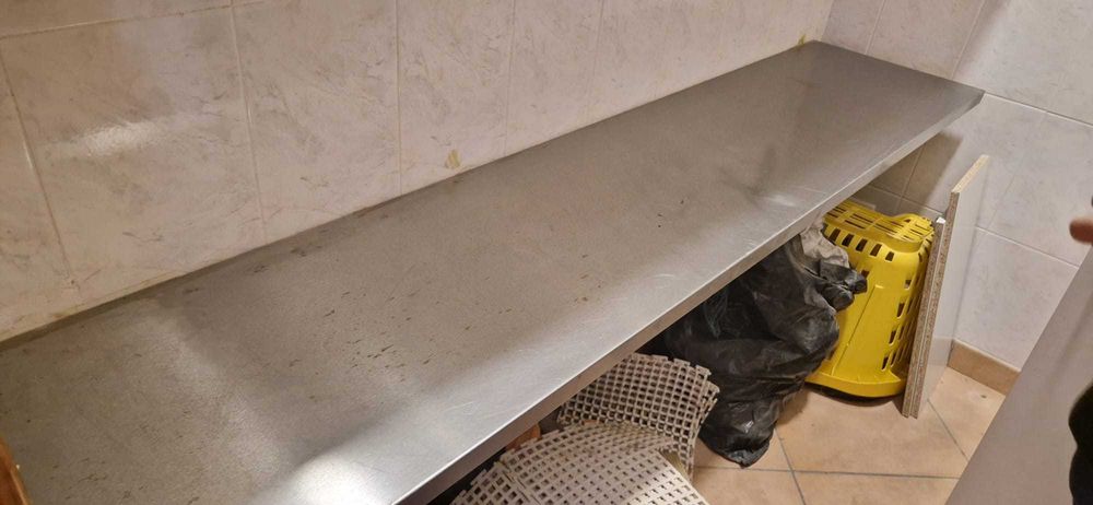 Prateleiras INOX - Equipamento Restauração e Hotelaria