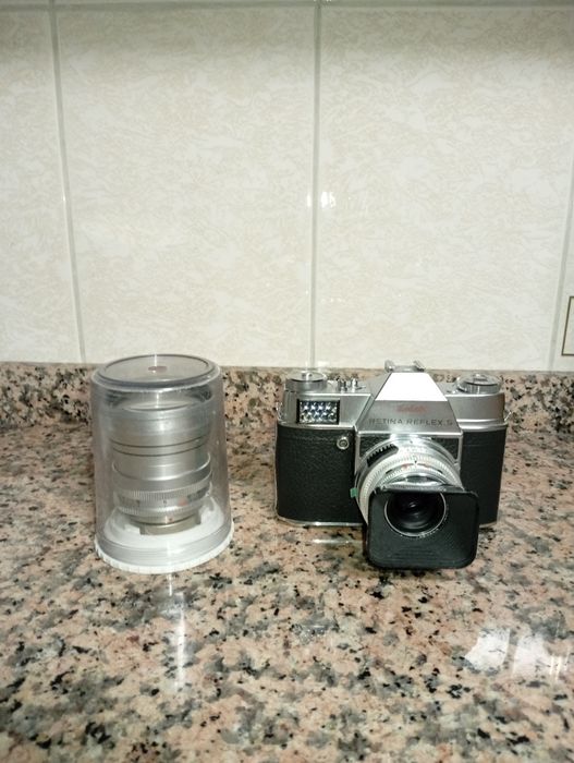 Câmara analógica Kodak Retina Reflex S