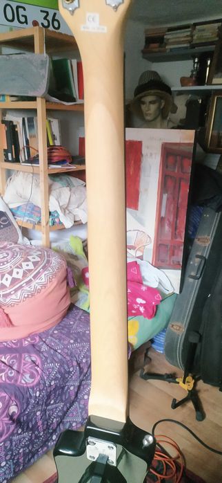 baixo hofner super portátil, como novo!