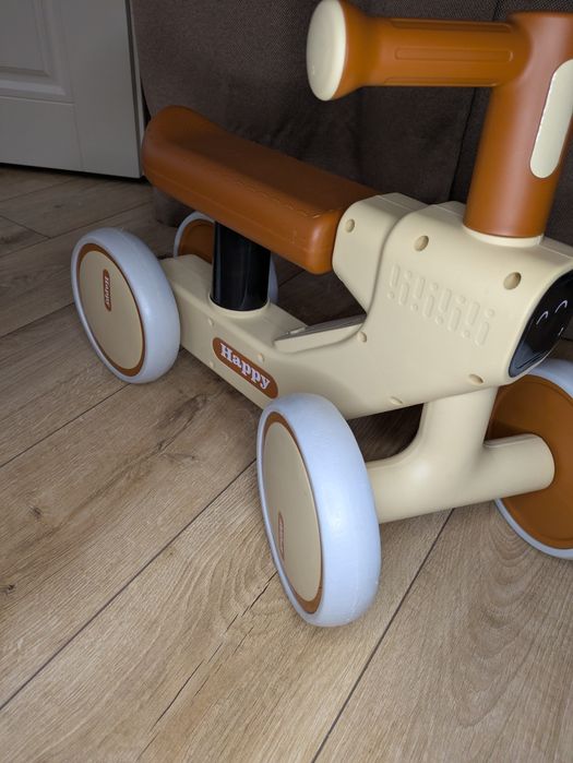 Біговел/толокар для дитини від 1 року