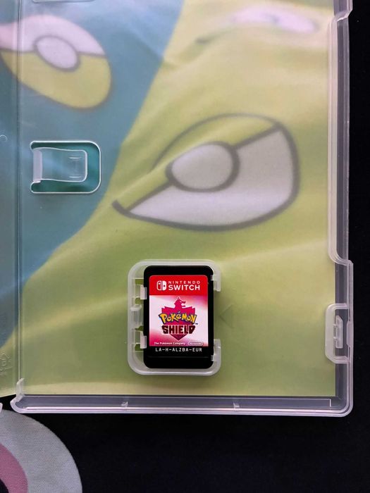 Pokemon Shield - Nintendo Switch