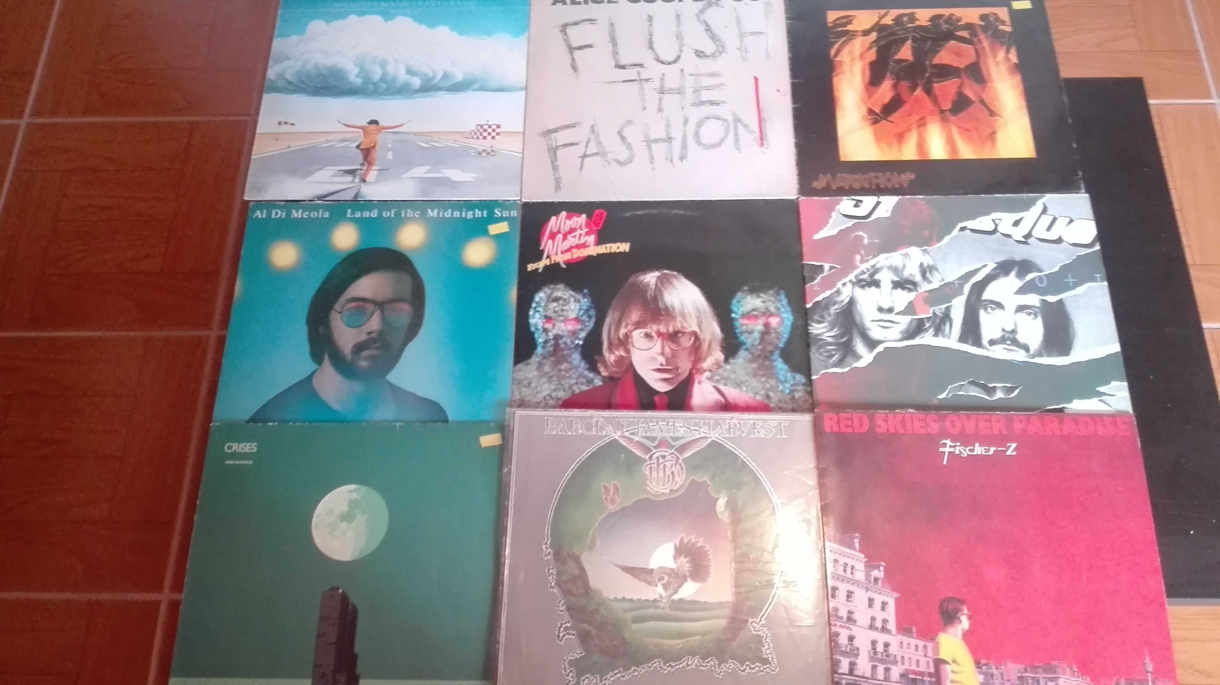 Aparelhagem Sanyo, e Discos de Vinil