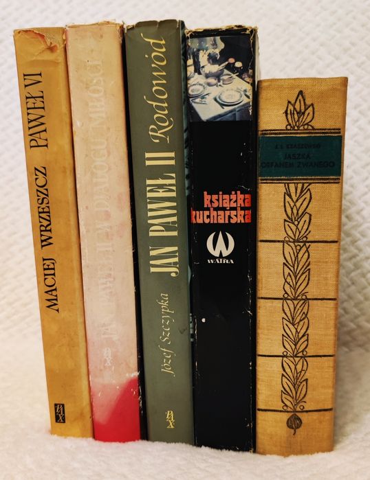 Oddam ksiązki ze zdjęcia