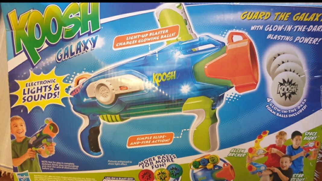 pistolet na piłki, świecący w ciemności, Koosh Galaxy Solar Recon